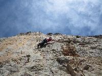 G.Barbagallo sul bellissimo quarto tiro de Il paradiso all&#39improvviso-Rocca Calanna-Rocche del Crasto (Me)